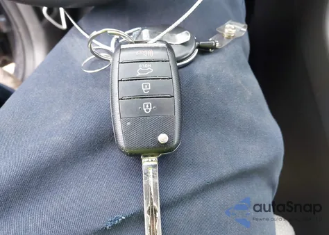 2017 Kia Sportage Lx z USA, uszkodzony, nr VIN KNDPM3AC2H7194112